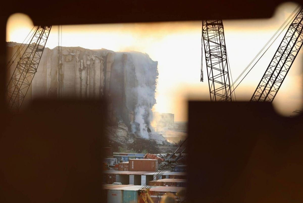 Les pompiers mobilisés pour éteindre l'incendie des silos