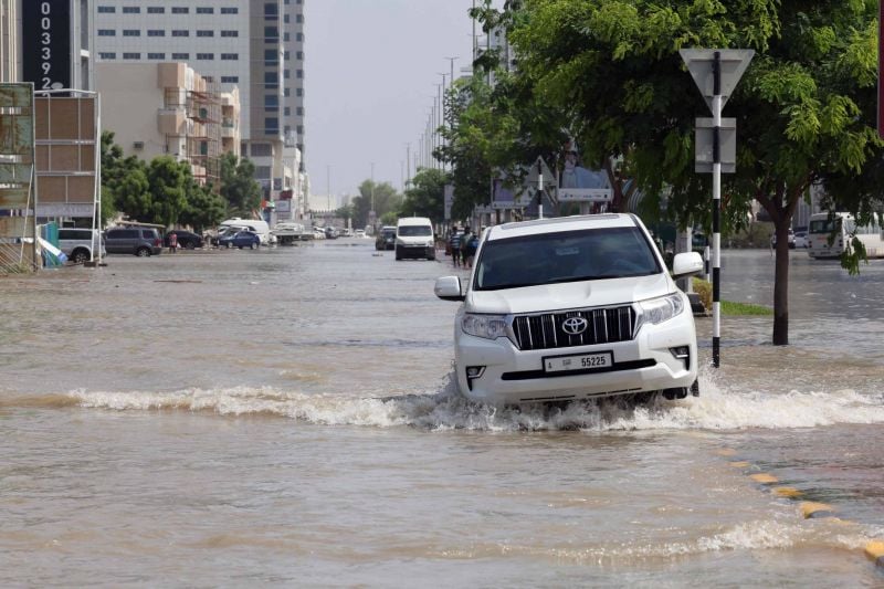 Au moins 7 morts dans des inondations aux Emirats arabes unis