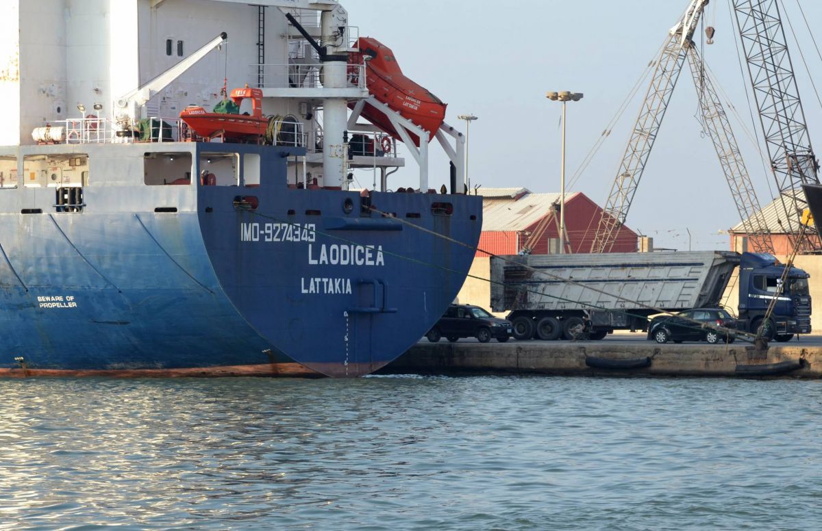 Le navire syrien suspecté de transporter des grains volés en Ukraine quitte le port de Tripoli Le navire syrien suspecté de transporter des grains volés en Ukraine quitte le port de Tripoli