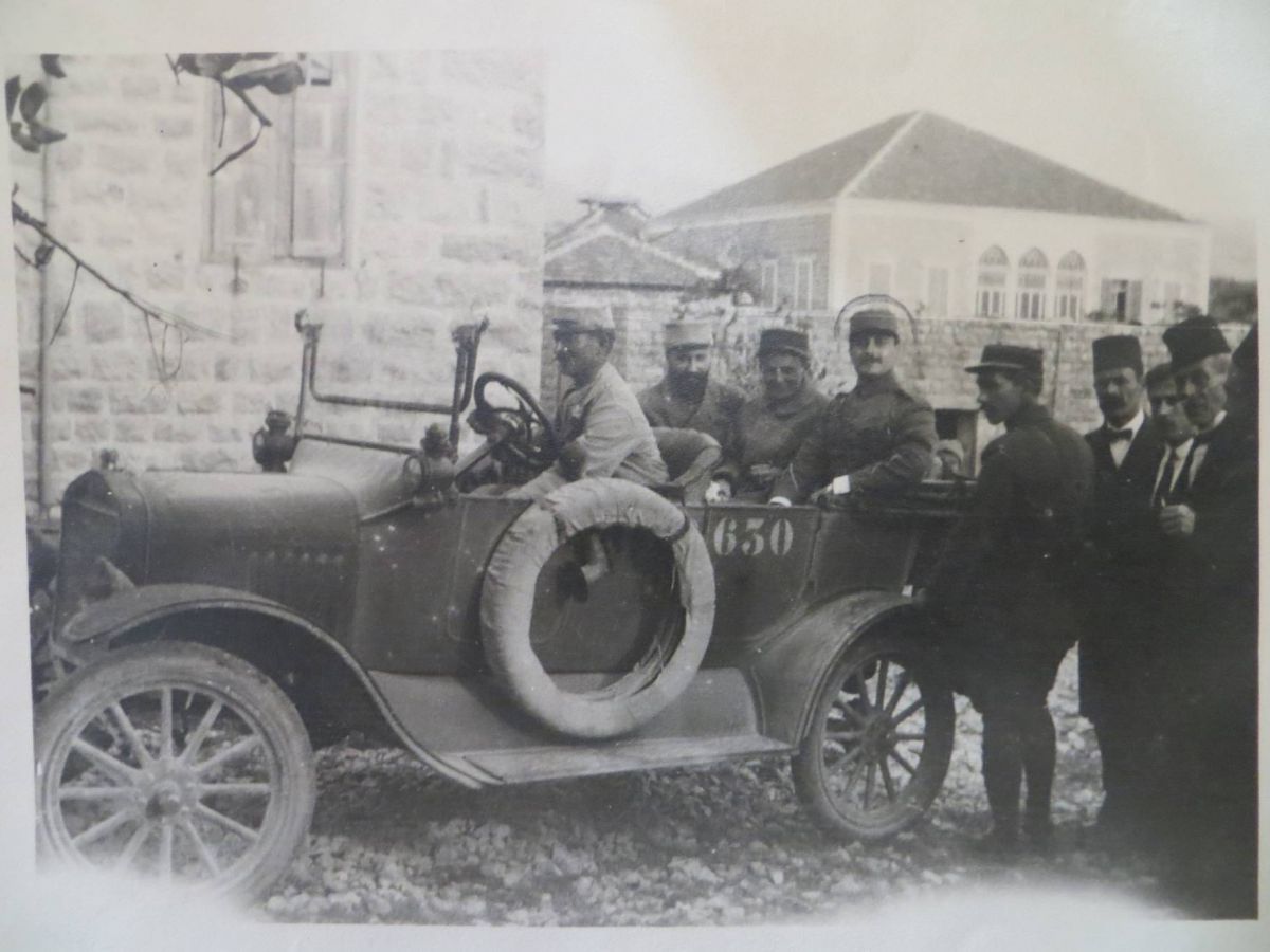 Lieux de mémoire francophones à Amchit : une randonnée dans l’histoire