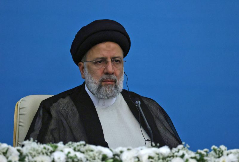 En un an de présidence Raïssi, la répression s’est intensifiée en Iran