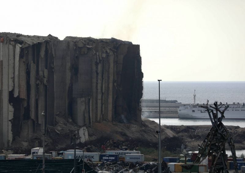 Port de Beyrouth : une partie des silos s'est effondrée
