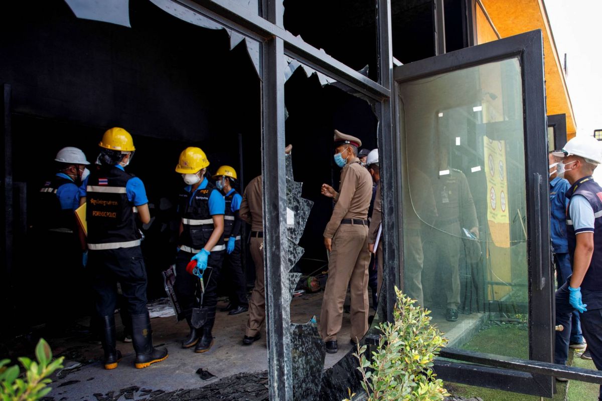 Le bilan de l'incendie d'une boîte de nuit s'alourdit à 15 morts