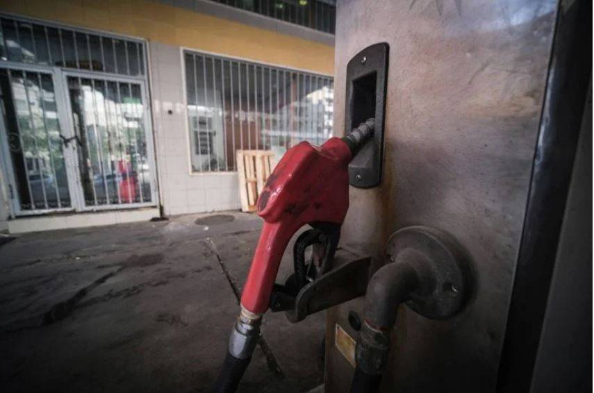Les prix de l'essence en baisse au Liban