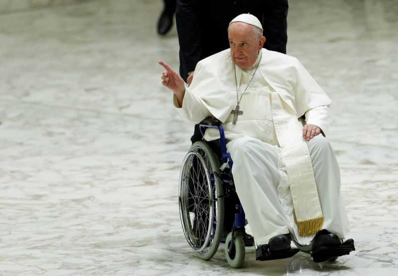 Le pape prie pour la « renaissance » du Liban