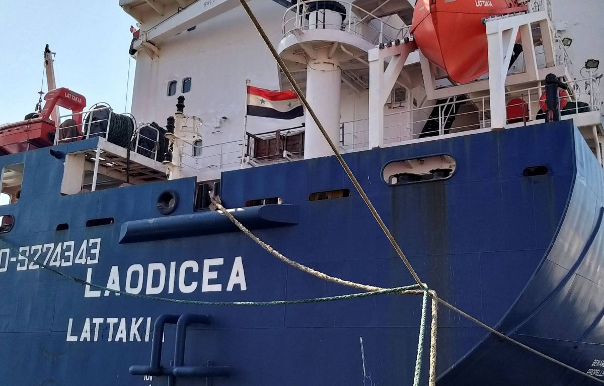 Saisie du navire syrien transportant des céréales et ayant accosté à Tripoli Saisie du navire syrien transportant des céréales et ayant accosté à Tripoli