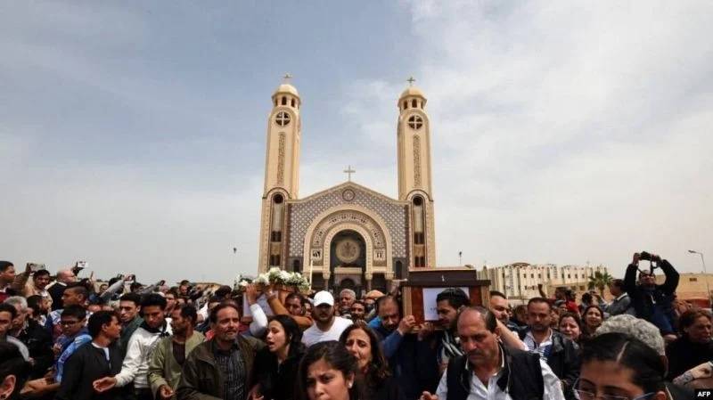 At least 41 dead in Cairo church fire