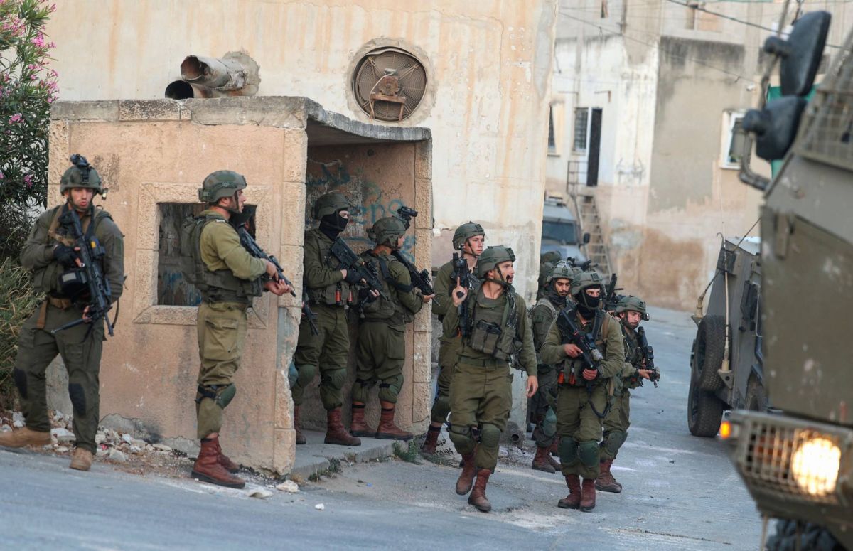 Israël détruit les maisons familiales de deux Palestiniens accusés de meurtres
