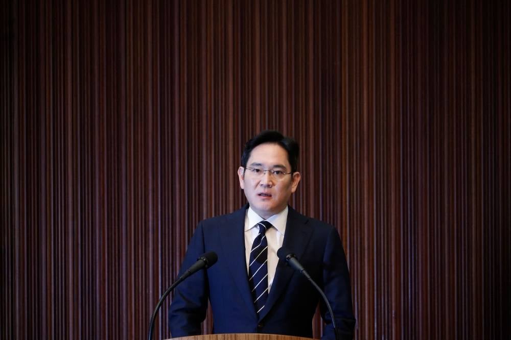 Le patron de Samsung gracié pour 