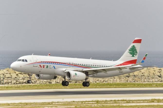 Un appareil de la MEA escorté par des avions de chasse au-dessus de la Grèce Un appareil de la MEA escorté par des avions de chasse au-dessus de la Grèce
