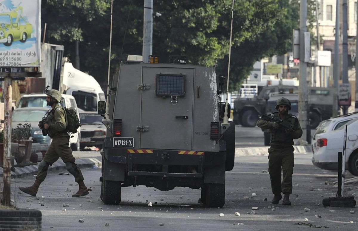 L'armée israélienne ferme les bureaux de sept ONG palestiniennes