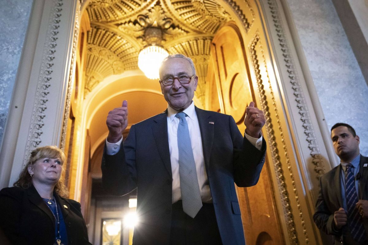 Le Sénat adopte un vaste plan pour le climat et la santé, victoire pour Biden