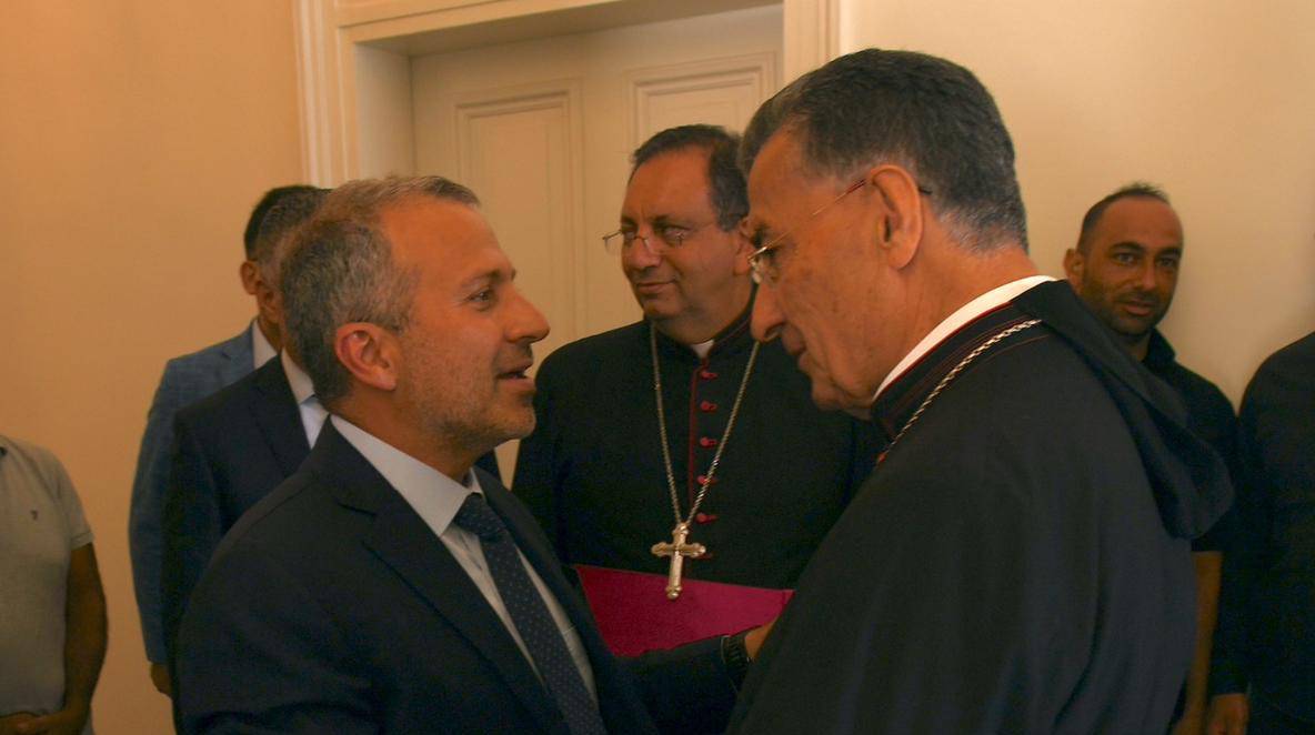Bassil refuse qu’on lui « impose » un chef de l’État