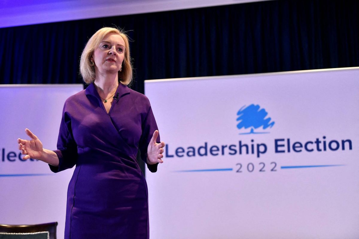 Liz Truss nettement en tête pour remplacer Boris Johnson à Downing Street