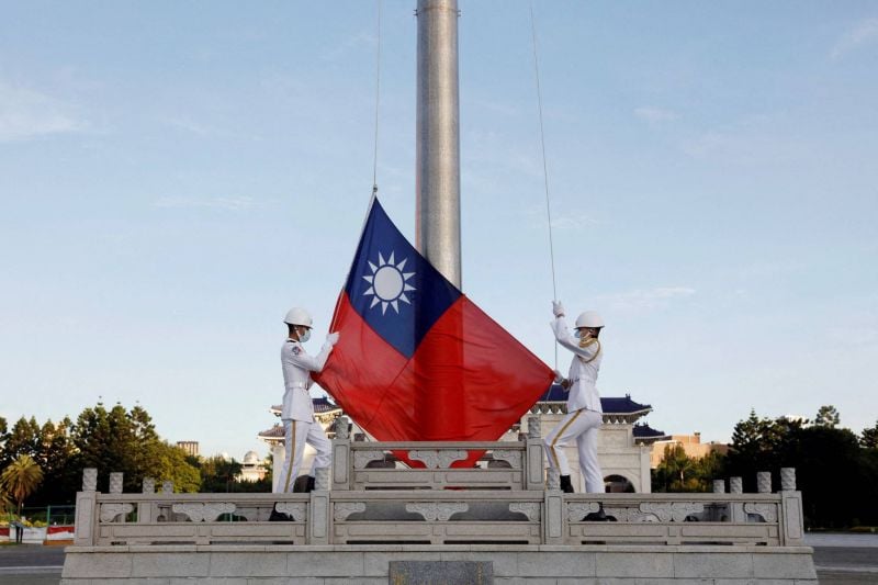 Washington va renforcer le commerce avec Taïwan, voler et naviguer dans le détroit