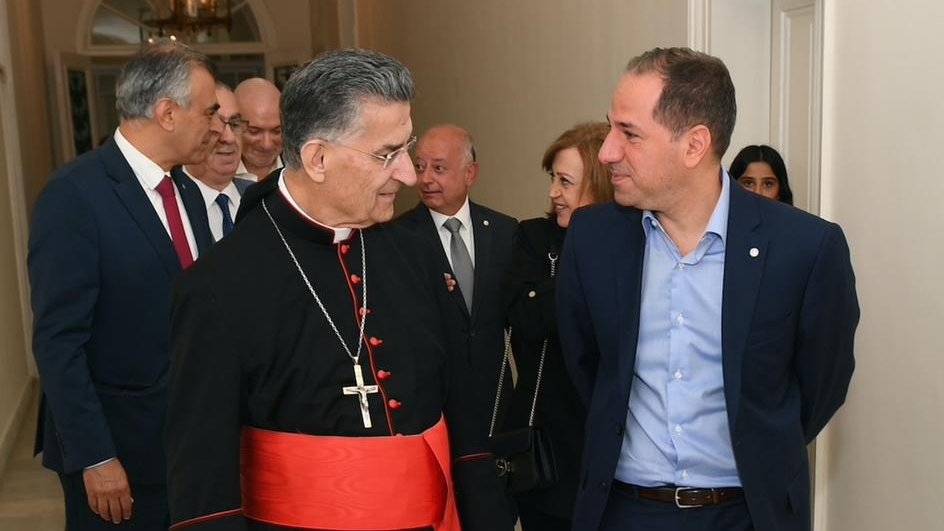 S. Gemayel chez le patriarche : Si le Hezbollah veut imposer un président, nous tiendrons un discours différent