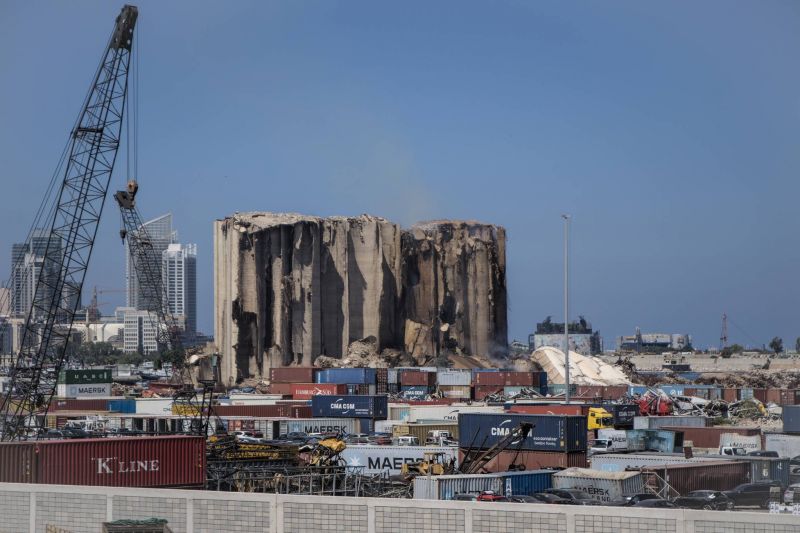 Le gouvernement veut détruire la partie nord des silos du port de Beyrouth