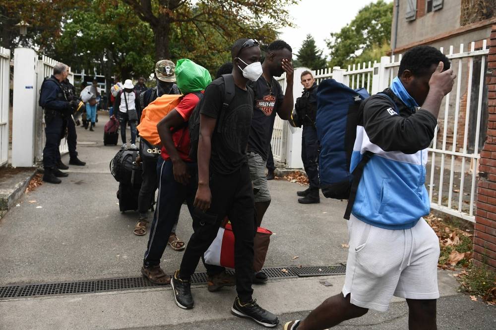 Une centaine de jeunes étrangers expulsés de leur hébergement