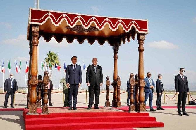 Ce qu’il faut retenir de la visite de Macron en Algérie