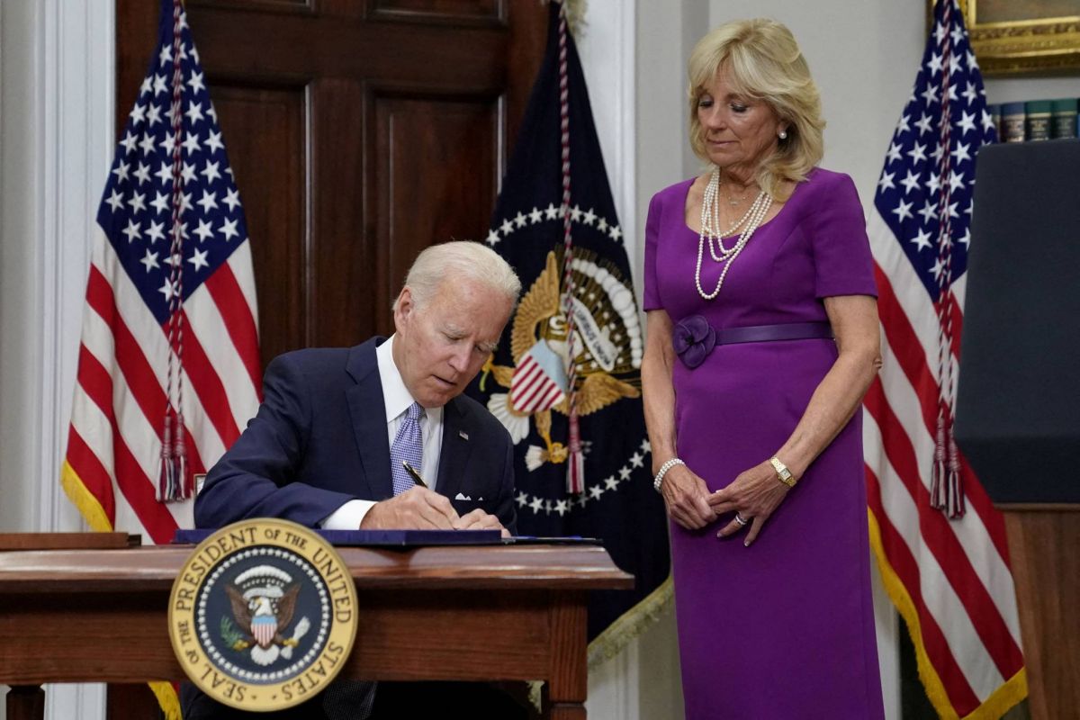 La Première dame Jill Biden négative au Covid