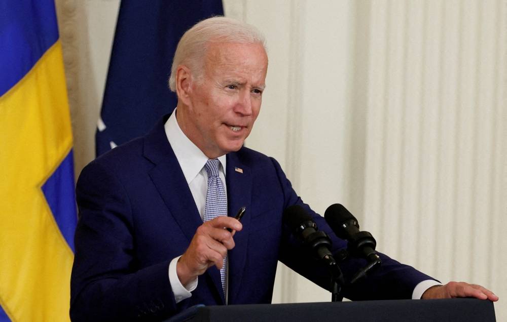 Biden annonce une nouvelle aide militaire à l'Ukraine de près de trois milliards de dollars