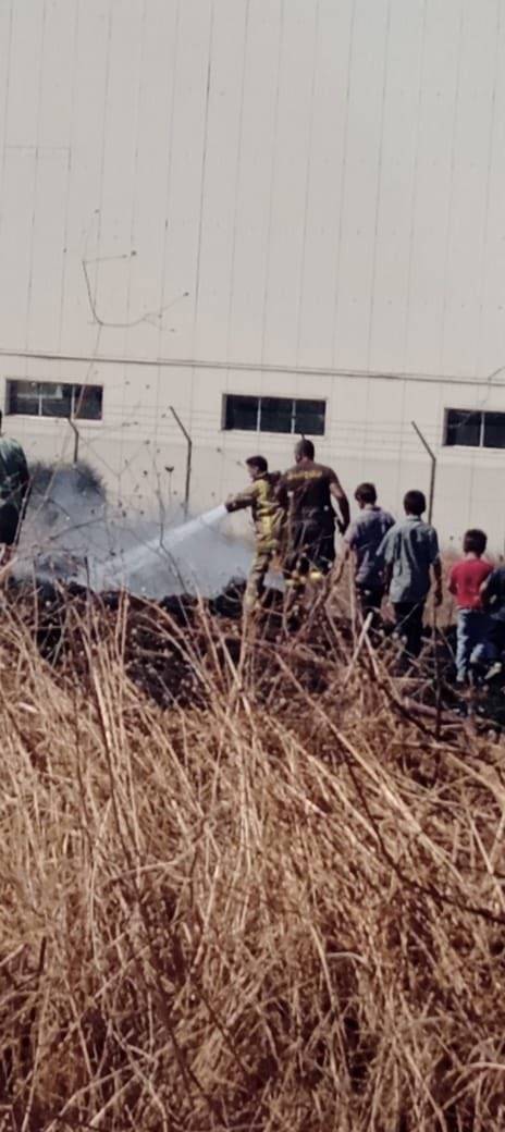 Sept personnes hospitalisées pour asphyxie en aidant à éteindre un incendie à Deir Ammar
