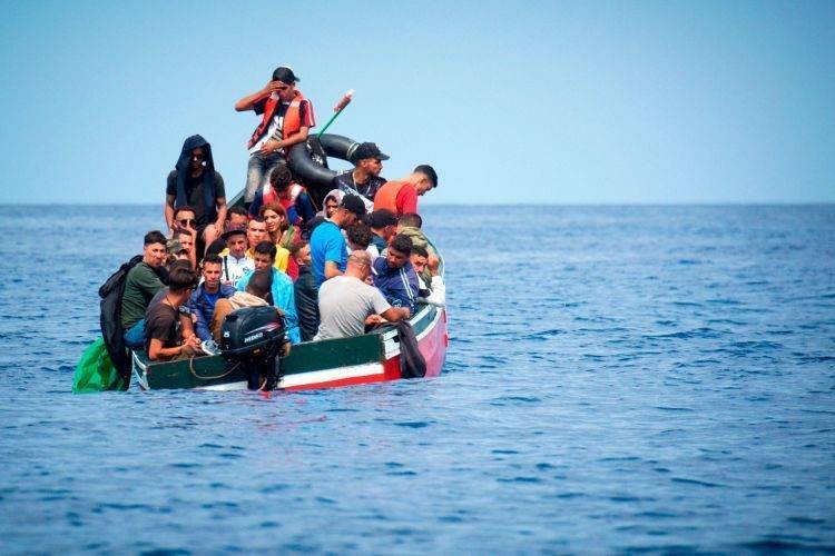 La police repêche sept corps en mer Méditerranée, probablement des migrants