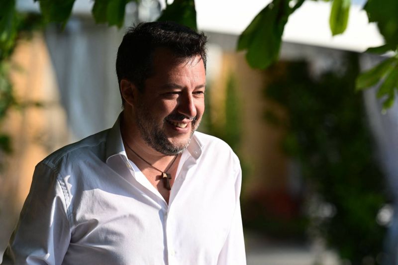 Salvini crée la polémique en contestant les sanctions contre la Russie