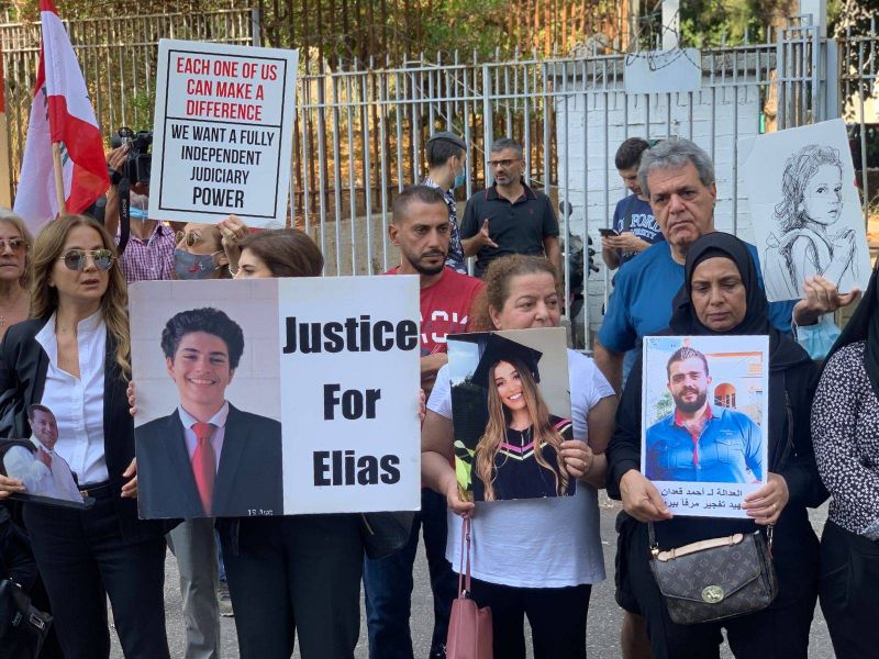Victims' families protest in front of justice minister's home after decision to appoint alternative port blast judge