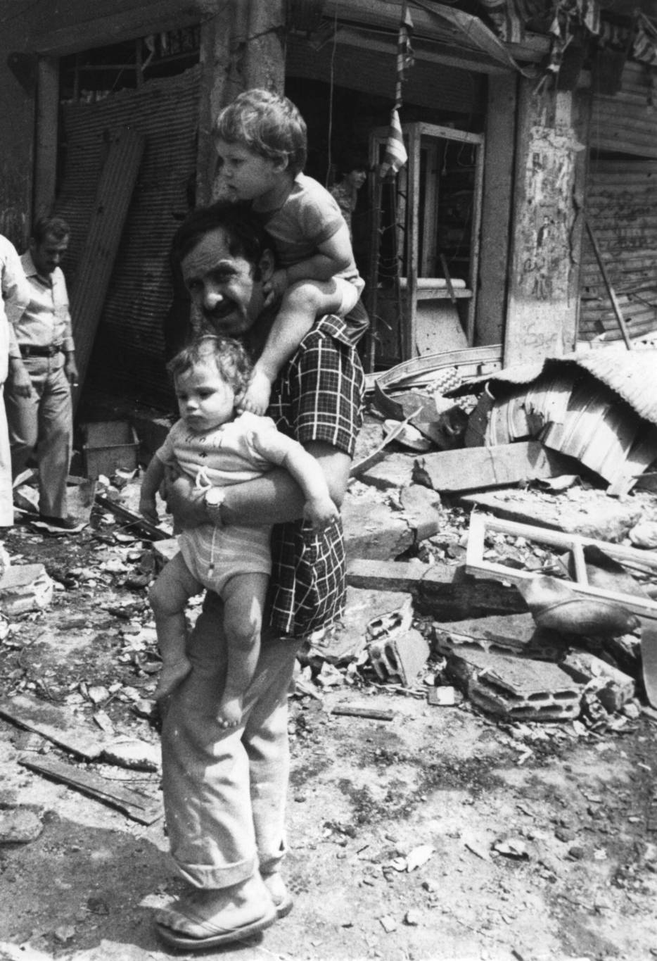 L’été 82, une tragédie libanaise en cinq actes L’été 82, une tragédie libanaise en cinq actes
