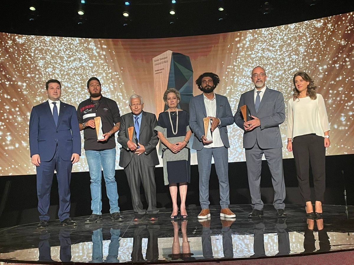 Robert Sacy, Nasri Diab, William Noun et Kassem Istambouli, lauréats du prix Bachir Gemayel