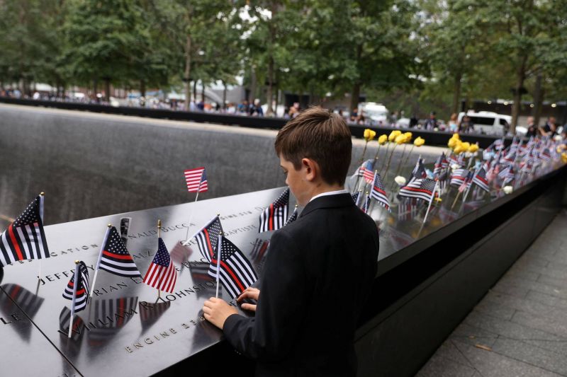 Les États-Unis honorent les victimes du 11-Septembre, 21 ans après