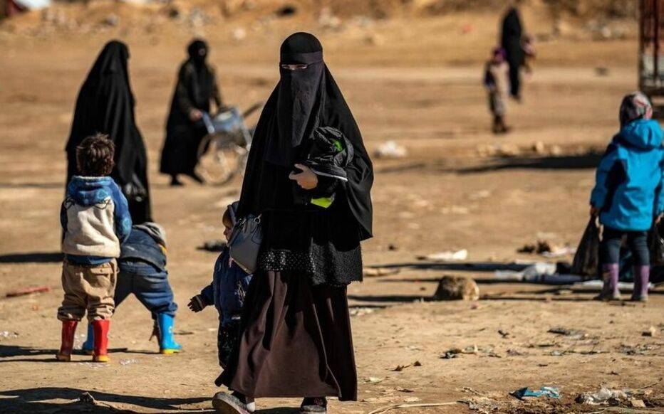 European court rules France must re-examine repatriation requests of IS combatants' wives