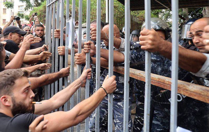 Hold-ups en série : deux braqueurs et deux complices de Sali Hafez libérés sous caution Hold-ups en série : deux braqueurs et deux complices de Sali Hafez libérés sous caution
