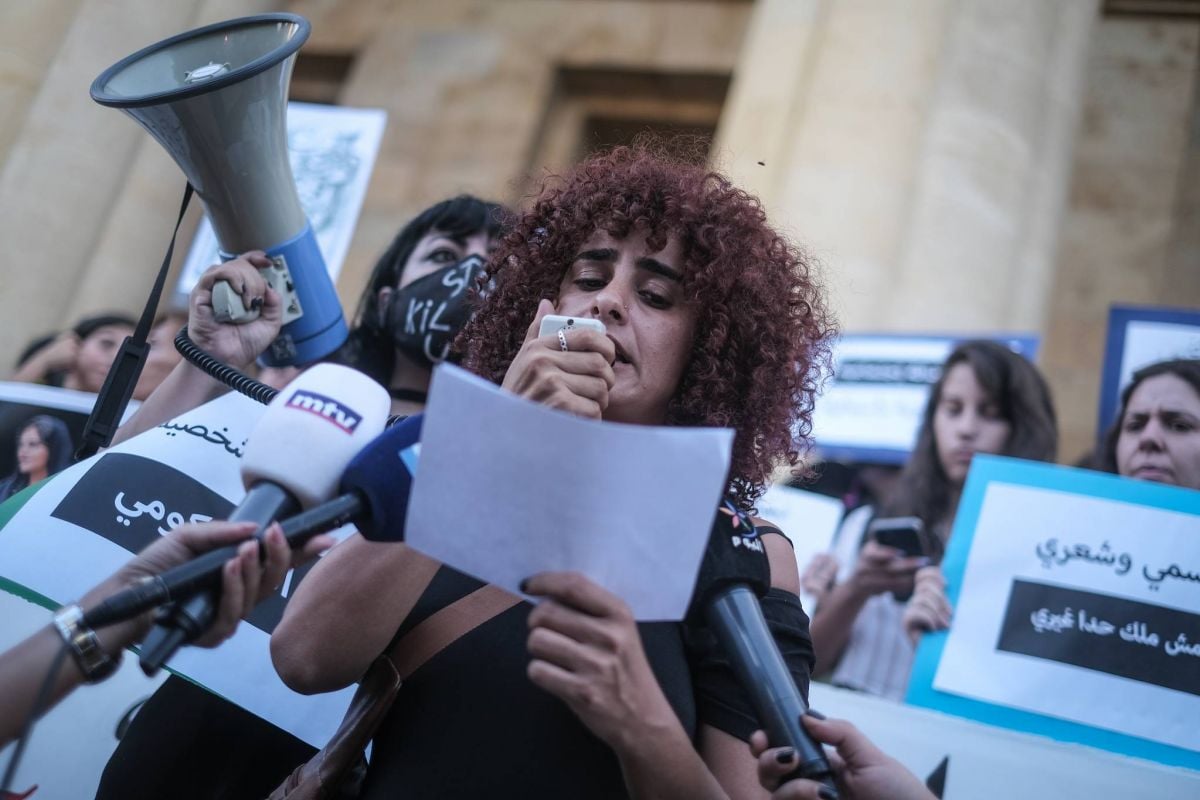 A Beyrouth, des femmes manifestent en signe de solidarité avec les rassemblements pour Mahsa Amini en Iran A Beyrouth, des femmes manifestent en signe de solidarité avec les rassemblements pour Mahsa Amini en Iran