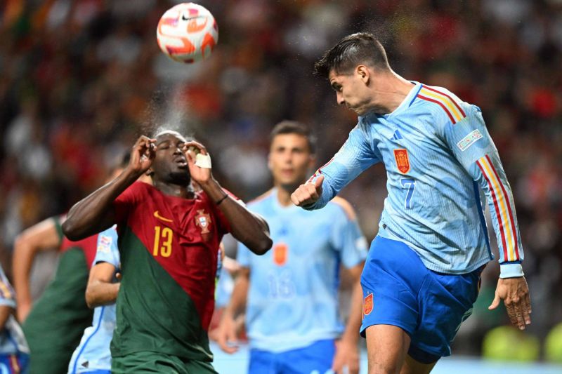L’Espagne rejoint la finale à quatre en dominant le Portugal