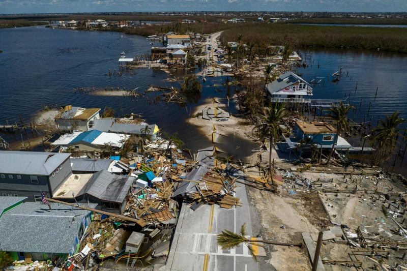 L’ouragan Ian laisse dans son sillage une Floride dévastée