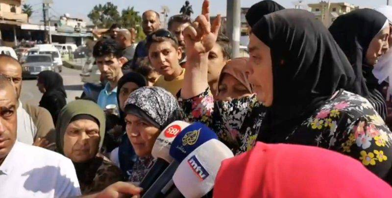 Des proches de migrants détenus en Grèce et en Turquie réclament leur rapatriement