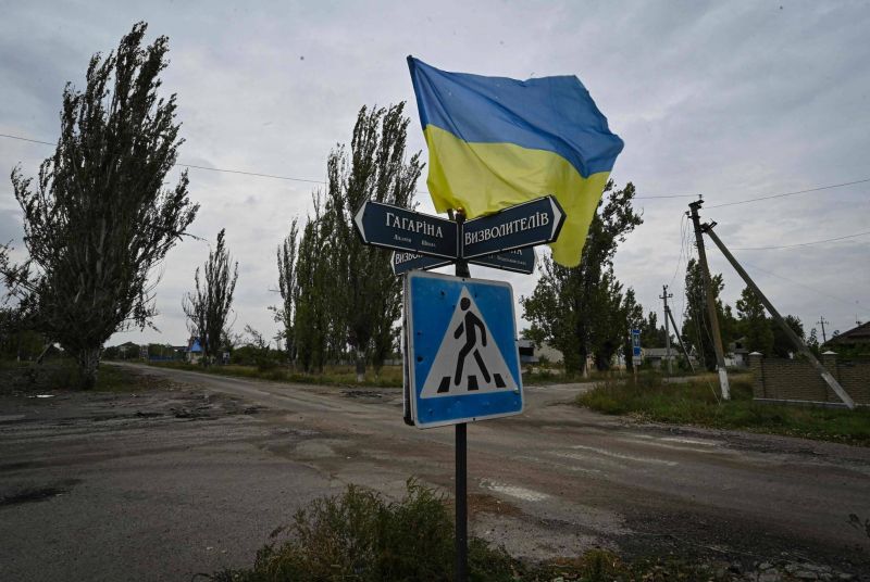 Cinq civils tués dans une frappe ukrainienne dans la région de Kherson