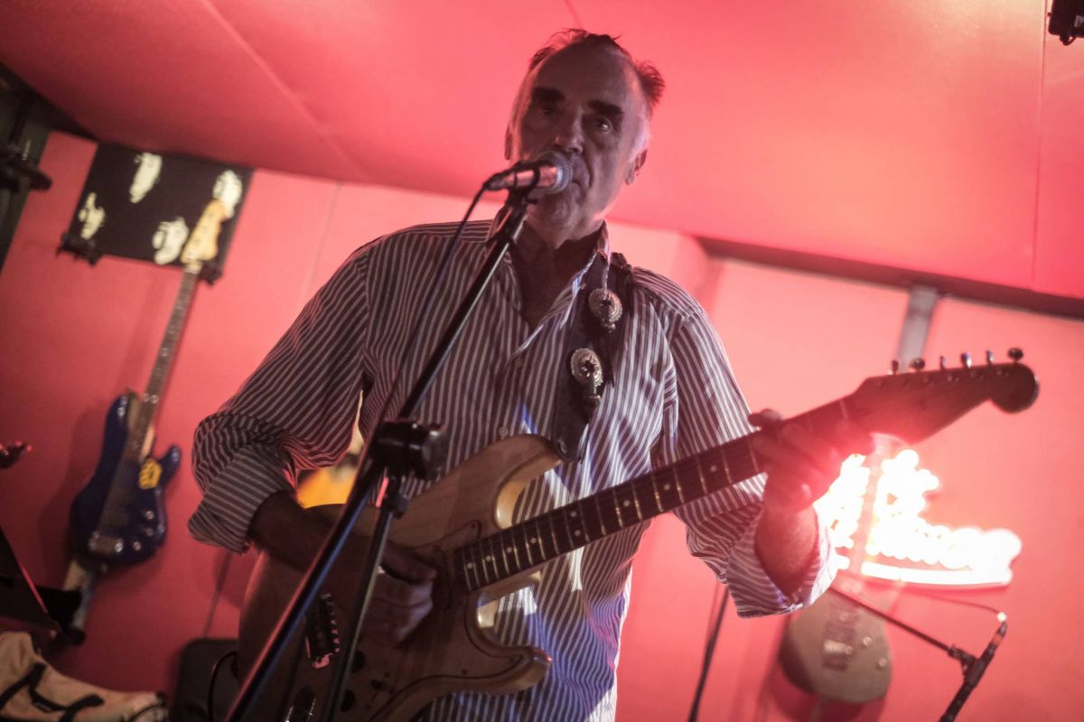 Amid Lebanon’s social and economic woes, musicians turn to the blues as ‘therapy’ Amid Lebanon’s social and economic woes, musicians turn to the blues as ‘therapy’