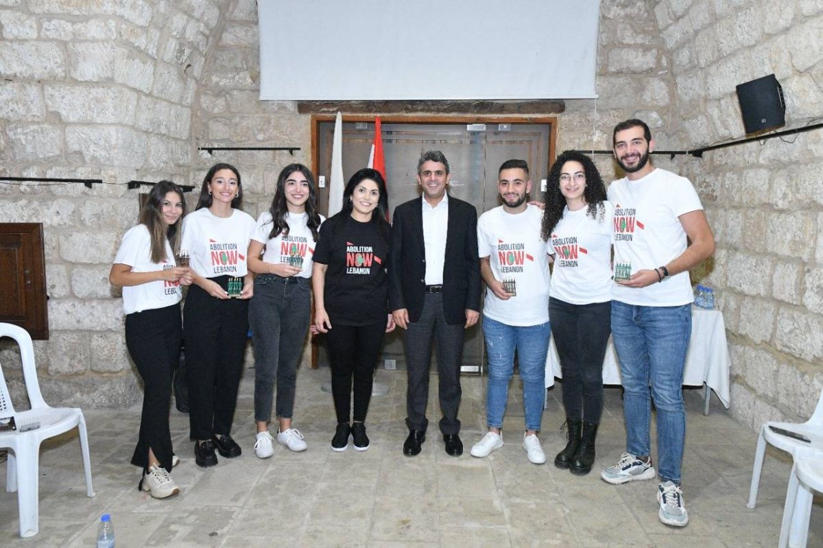 Ahla Jbeil rend hommage aux huit jeunes activistes engagés contre la peine de mort