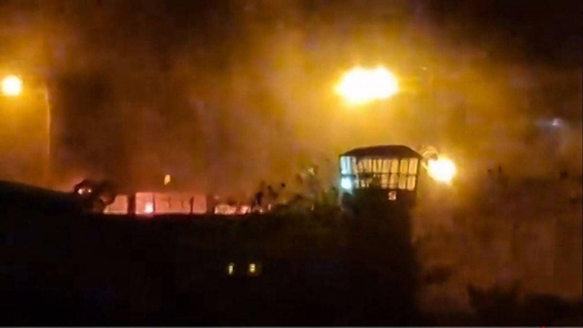 L’incendie à la prison d’Évine a fait 4 morts et des dizaines de blessés