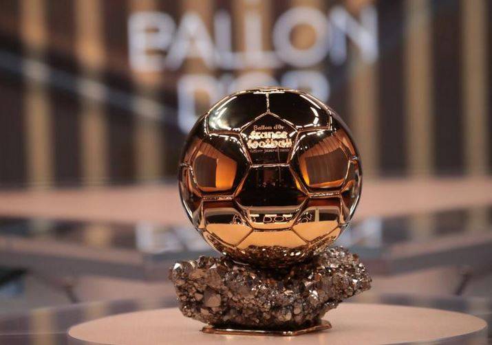 Trophée Ballon d'Or Coupe du Monde de Collection, Processus de