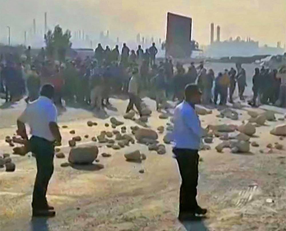 Arrestations après un rassemblement d'ouvriers du secteur pétrolier