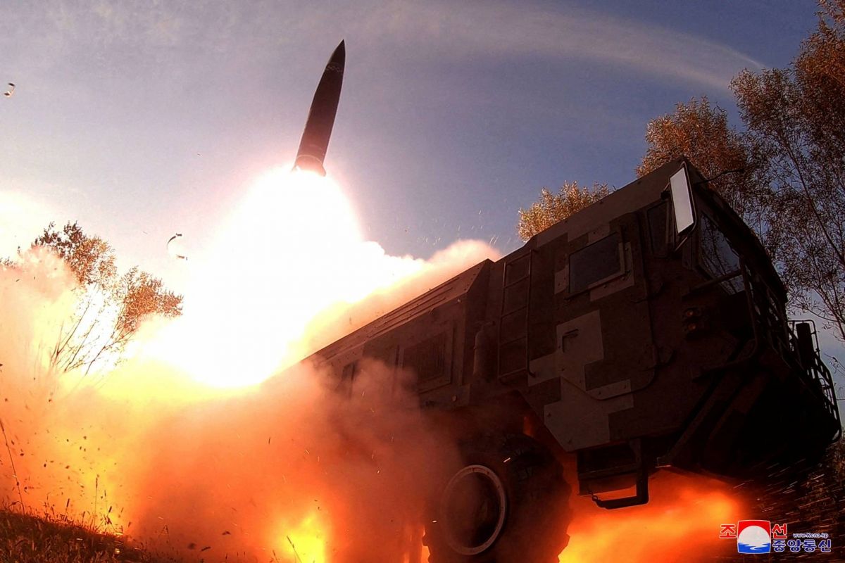 La Corée du Nord tire un nouveau missile et multiplie les manœuvres à la frontière Sud