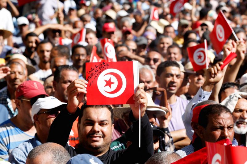 Nouvelles protestations après la disparition de migrants tunisiens en mer
