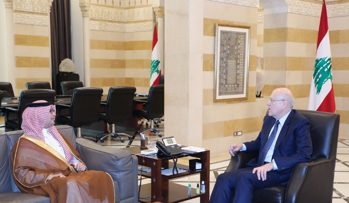 Mikati et Boukhari insistent sur l'importance de Taëf
