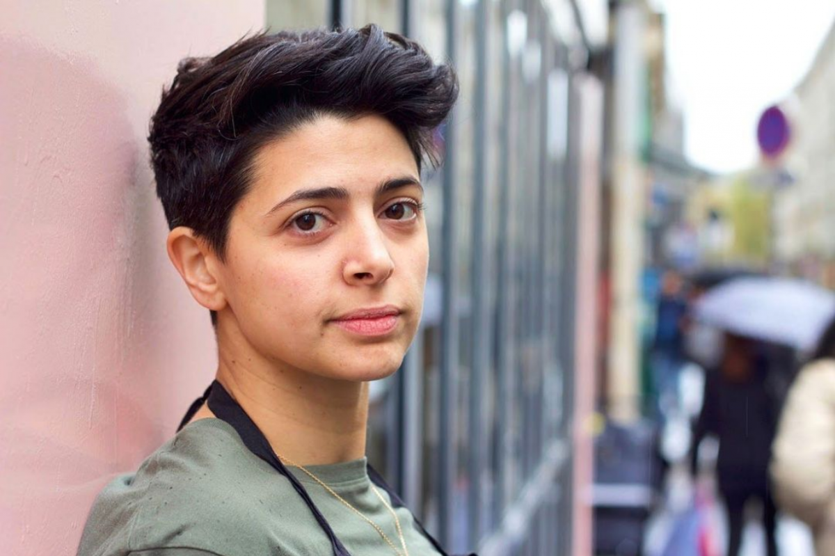 « Tities », « Boob Job »… A Paris, une cheffe palestinienne réveille la scène des cocktails