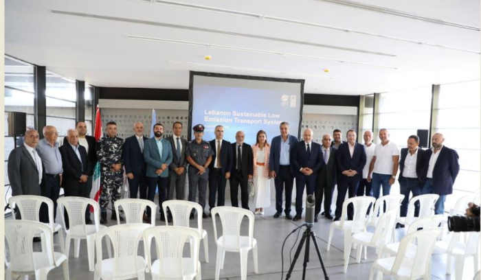 Le PNUD soutient le transport durable et introduit le premier groupe de bus électriques à Byblos