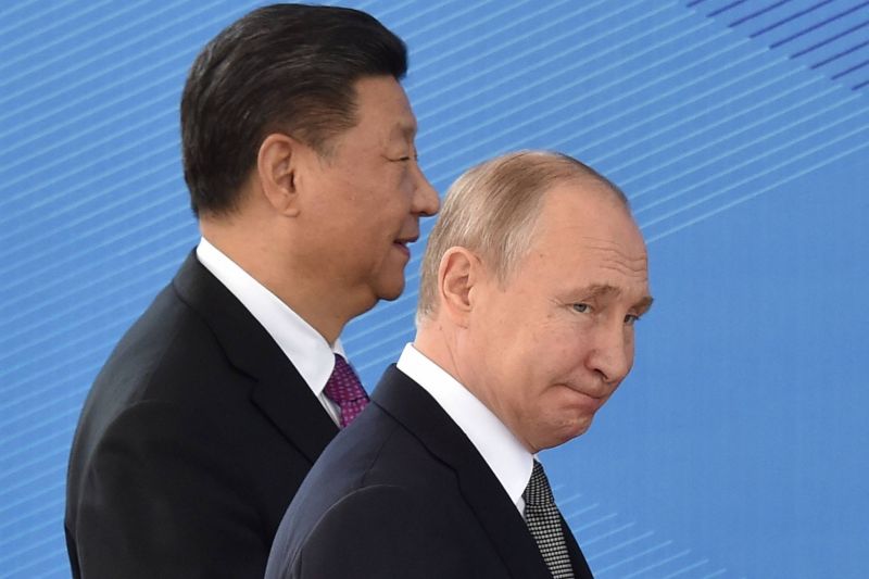 Poutine félicite Xi pour son 3e mandat, espère renforcer la coopération avec Pékin